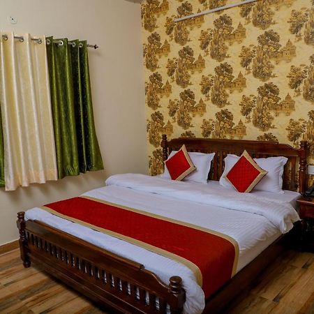 Hotel Yash Vilas Савай-Мадгопур Екстер'єр фото