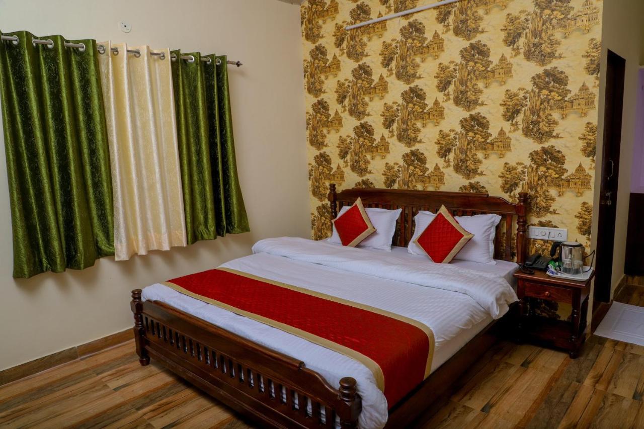 Hotel Yash Vilas Савай-Мадгопур Екстер'єр фото